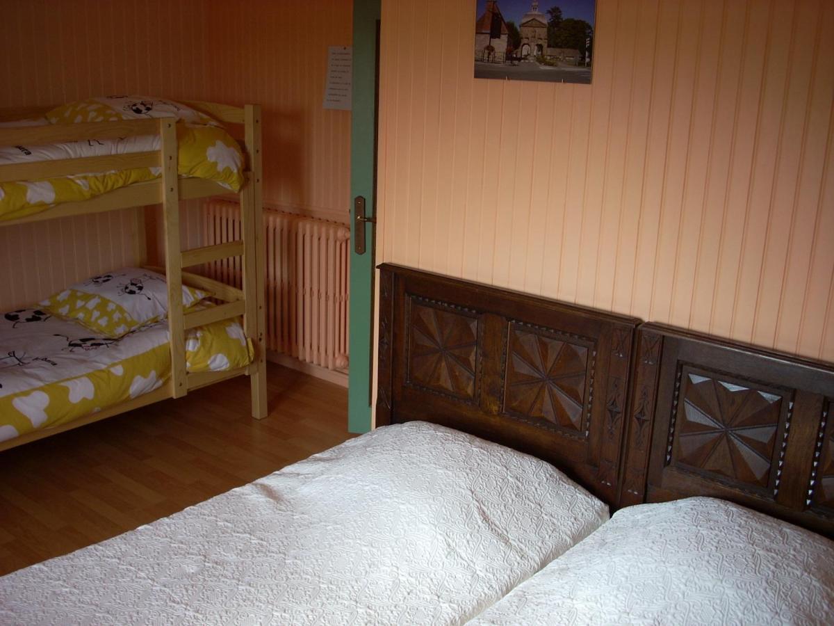 Au Pied Du Cognelot Bed & Breakfast Chalindrey Luaran gambar
