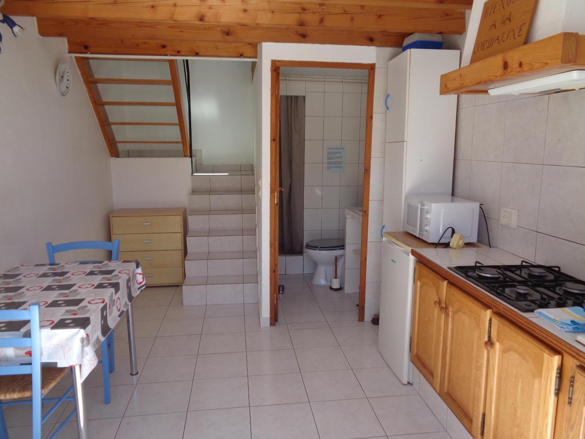 Au Pied Du Cognelot Bed & Breakfast Chalindrey Luaran gambar